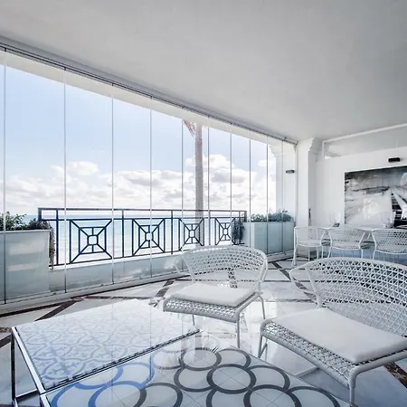 Luxury Frontal In Doncella * Εστεπόνα