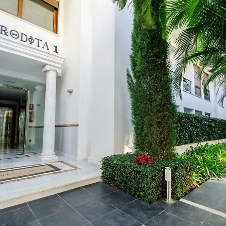 Luxury Frontal In Doncella * Εστεπόνα
